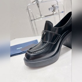 p Rada Prada 2024 осень-зима туфли на каблуке Классические лоферы