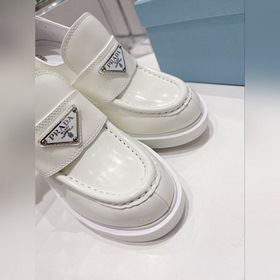 p Rada Prada 2024 осень-зима туфли на каблуке Классические лоферы