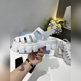Prada 2024 весна-лето： сандалии на толстой резиновой подошве с ри