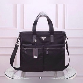 PRADA - официальный сайт Prada. Оригинальная водонепроницаемая тк
