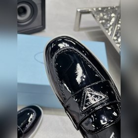 PRADA 2024 новейшая модель лофей от PRADA для пар, полусабо из по