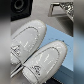 PRADA 2024 новейшая модель лофей от PRADA для пар, полусабо из по