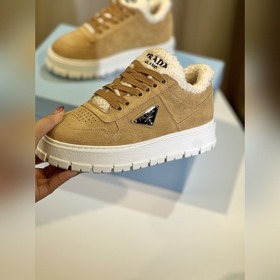 Prada Rada】Новая осенне-зимняя коллекция шерстяных лофей Ретро-к