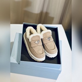 Prada Rada】Новая осенне-зимняя коллекция шерстяных лофей Ретро-к