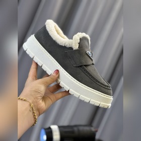 Prada Rada】Новая осенне-зимняя коллекция шерстяных лофей Ретро-к