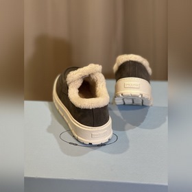 Prada Rada】Новая осенне-зимняя коллекция шерстяных лофей Ретро-к