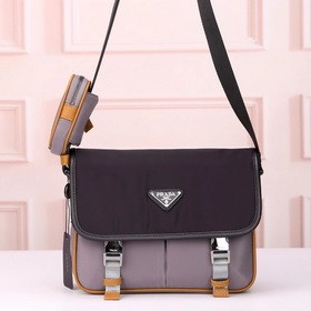 PRADA - официальный сайт сумок через плечо. Изготовлены из оригин