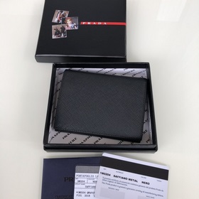 Дамский кожаный кошелек Prada, модель 1M0204, кожа с крестообразн