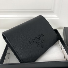 Женский кошелек Prada из серии с большими буквами одного цвета, ч