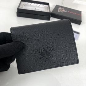 Женский кошелек Prada из серии с большими буквами одного цвета, ч