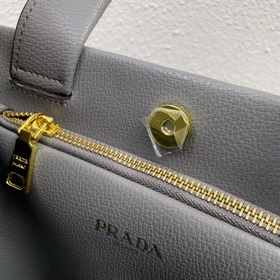 2024 Обновленная версия сумки Prada «RADA» с лазерной гравировкой