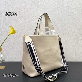 2024 Обновленная версия сумки Prada «RADA» с лазерной гравировкой