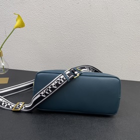 2024 Обновленная версия сумки Prada «RADA» с лазерной гравировкой