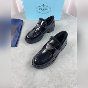 Prada меховые туфли высшего качества Верх： импортная кожа с откры