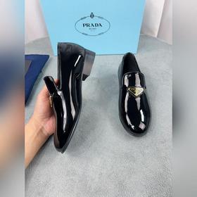 Коллекция туфель Prada для ранней весны Верх： импортные перфориро