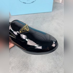 Коллекция туфель Prada для ранней весны Верх： импортные перфориро