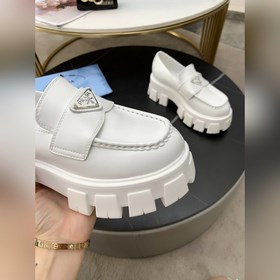 RADA Prada 2024 весна-лето обновленная версия туфель с треугольны