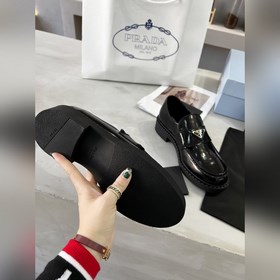 RADA Prada 2024 весна-лето обновленная версия туфель с треугольны