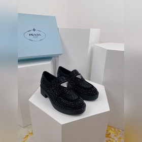 Prada 2024 ss, новая модель ранней осени, лодочки с треугольным л