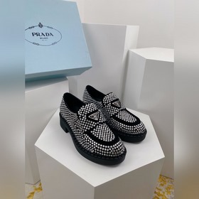Prada 2024 ss, новая модель ранней осени, лодочки с треугольным л