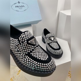 Prada 2024 ss, новая модель ранней осени, лодочки с треугольным л