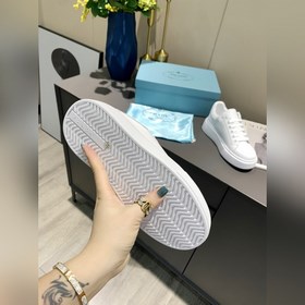 Prada 2024 новейшая модель. Точная копия оригинала. Белые туфли н
