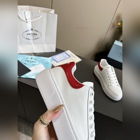 Prada 2024 новейшая модель. Точная копия оригинала. Белые туфли н