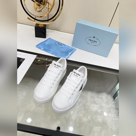 Новые черные сверхмягкие кожаные туфли на толстой подошве от Prad