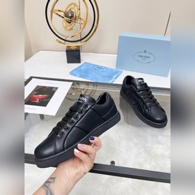 Новые черные сверхмягкие кожаные туфли на толстой подошве от Prad