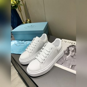 RADA Prada： новейшая модель 2024 года. Точная копия моделиз бутик