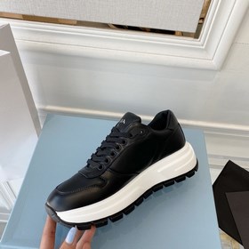 PRADA 222 — новые модели от Prada, мощный удар! Множество моделей