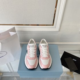 PRADA 222 — новые модели от Prada, мощный удар! Множество моделей