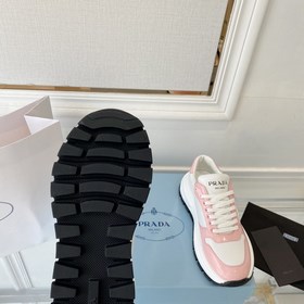 PRADA 222 — новые модели от Prada, мощный удар! Множество моделей