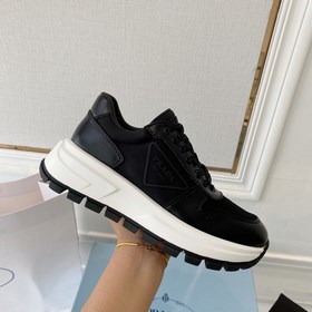 PRADA 222 — новые модели от Prada, мощный удар! Множество моделей