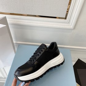 PRADA 222 — новые модели от Prada, мощный удар! Множество моделей