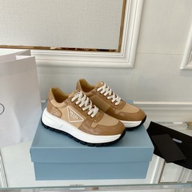 PRADA 222 — новые модели от Prada, мощный удар! Множество моделей