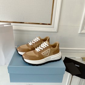 PRADA 222 — новые модели от Prada, мощный удар! Множество моделей