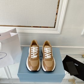 PRADA 222 — новые модели от Prada, мощный удар! Множество моделей