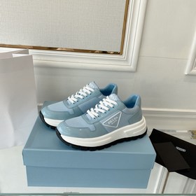 PRADA 222 — новые модели от Prada, мощный удар! Множество моделей