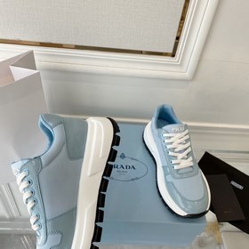 PRADA 222 — новые модели от Prada, мощный удар! Множество моделей
