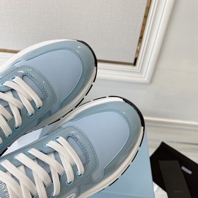 PRADA 222 — новые модели от Prada, мощный удар! Множество моделей