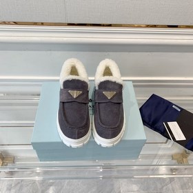 Prada】Новая осенне-зимняя коллекция шерстяных лофей Ретро-кеды в