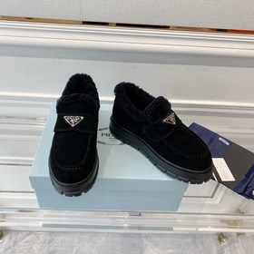 Prada】Новая осенне-зимняя коллекция шерстяных лофей Ретро-кеды в