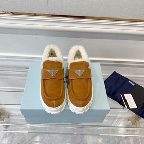 Prada】Новая осенне-зимняя коллекция шерстяных лофей Ретро-кеды в