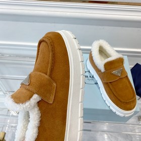 Prada】Новая осенне-зимняя коллекция шерстяных лофей Ретро-кеды в