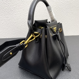 Новинка 2024, ранневесенняя модель mini Prada «RADA» небольшая су