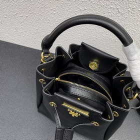 Новинка 2024, ранневесенняя модель mini Prada «RADA» небольшая су