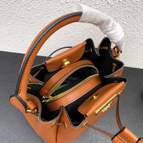 Новинка 2024, ранневесенняя модель mini Prada «RADA» небольшая су