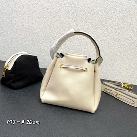 Новинка 2024, ранневесенняя модель mini Prada «RADA» небольшая су