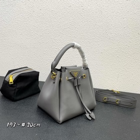 Новинка 2024, ранневесенняя модель mini Prada «RADA» небольшая су